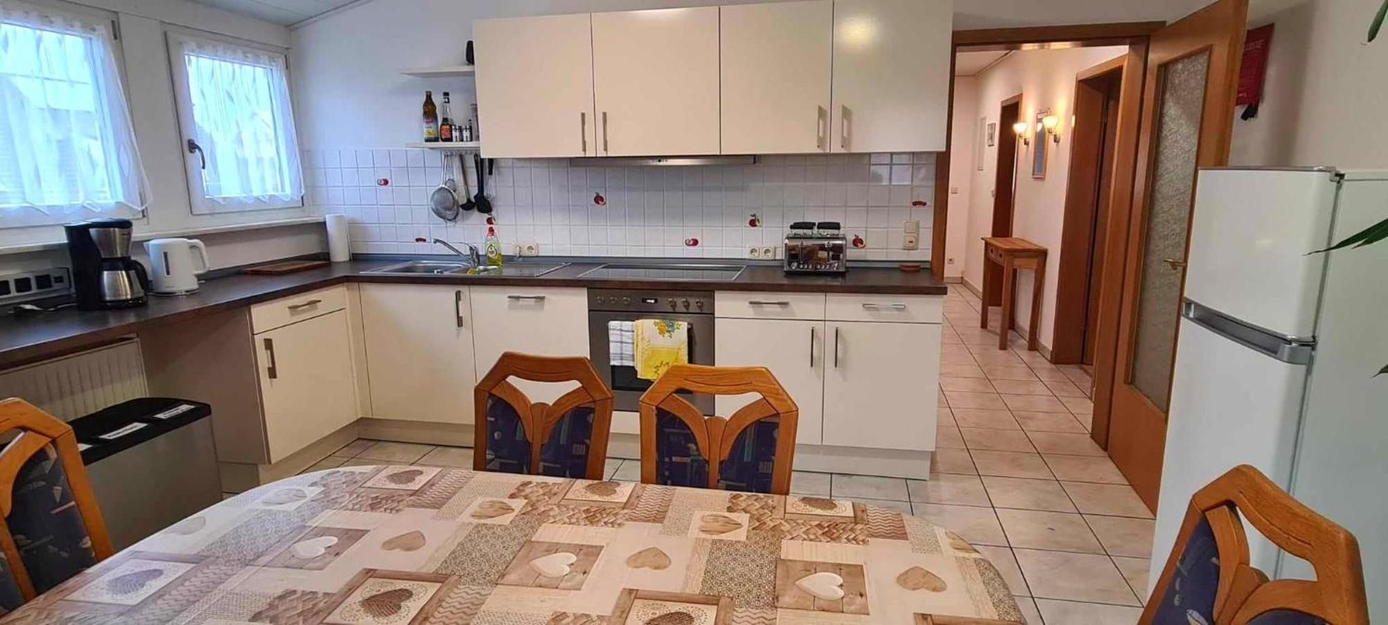 Gemuetliche 120 Qm Ferienwohnung Mit Balkon Adelsdorf المظهر الخارجي الصورة